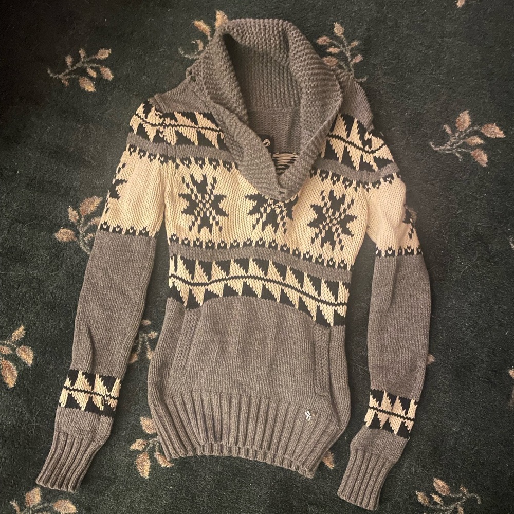 TNA wool sweater